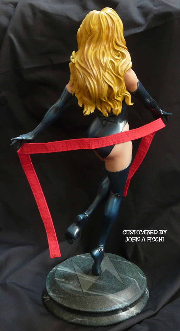 MS MARVEL Mark Brooks Custom Statue