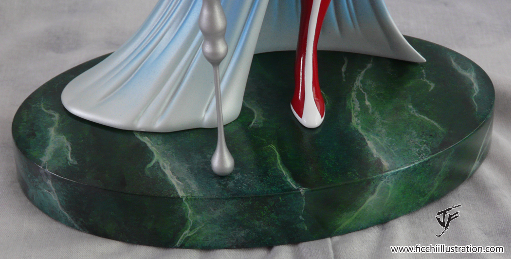 Wonder Woman Custom Statue