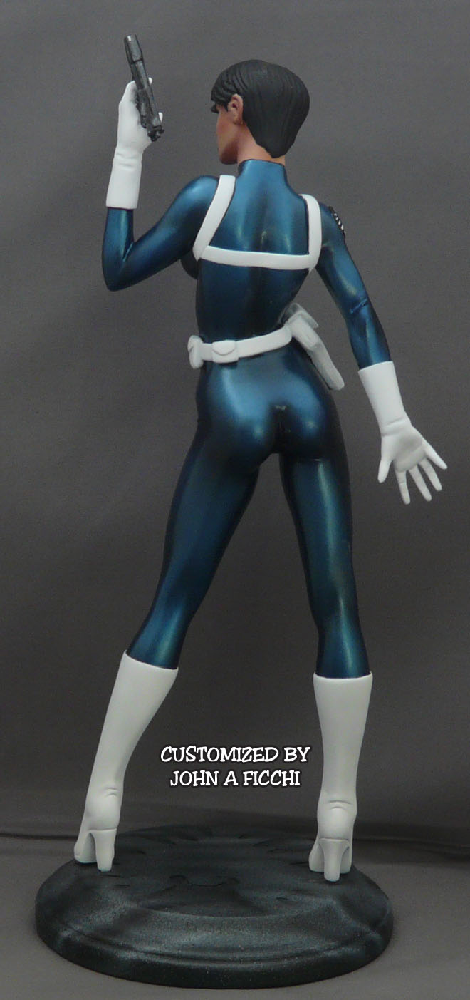 AGENT MARIA HILL Bowen Custom Statue
