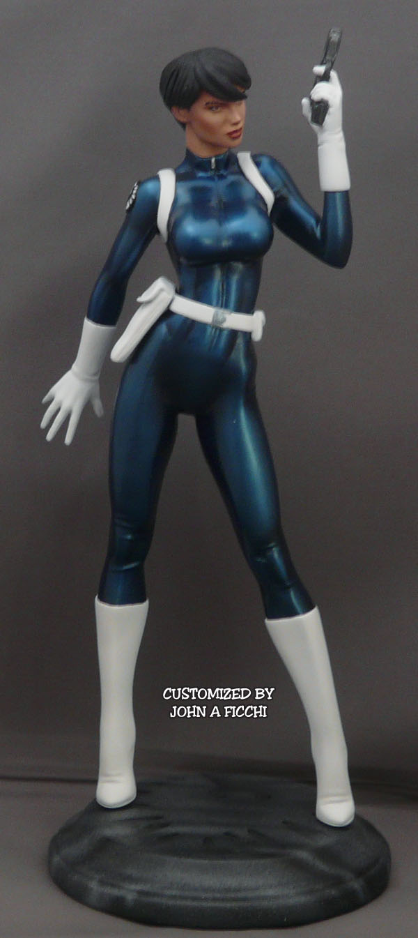 AGENT MARIA HILL Bowen Custom Statue