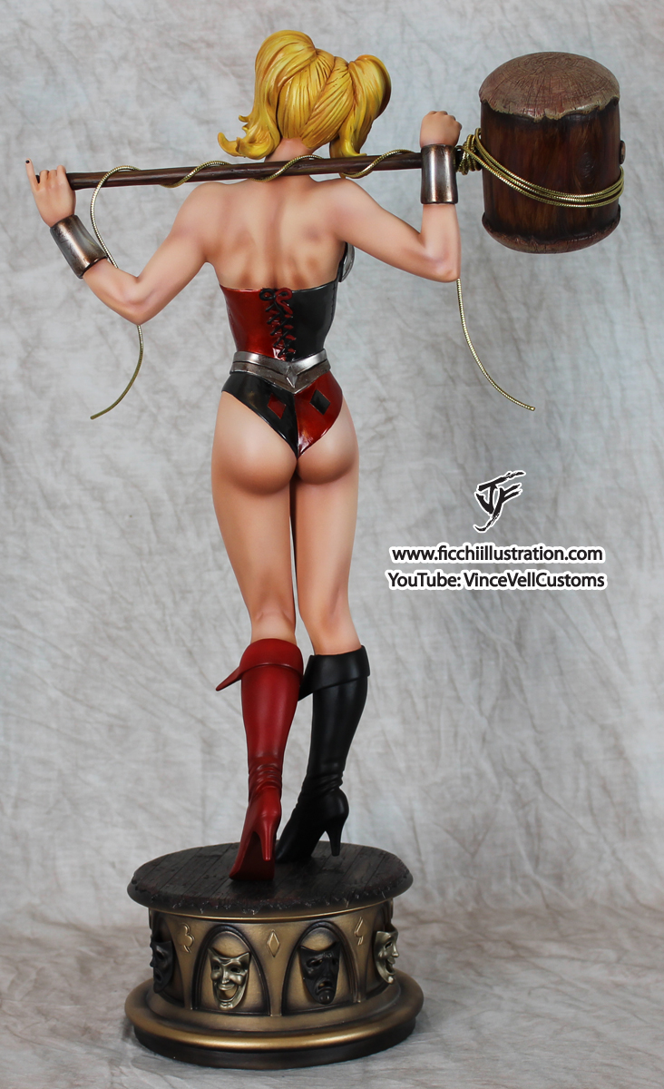 Wonder Harley Quinn Statue