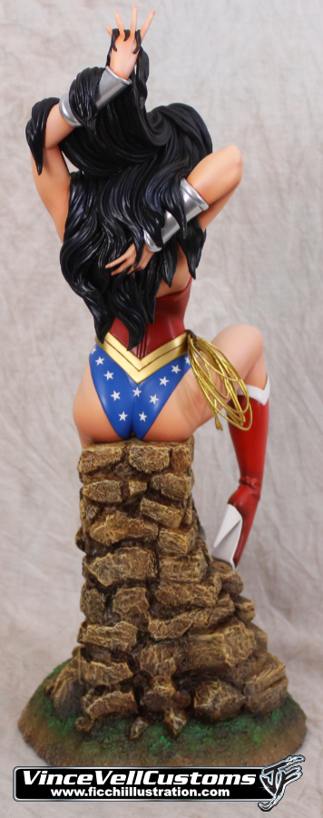 Wonder Woman Custom Statue