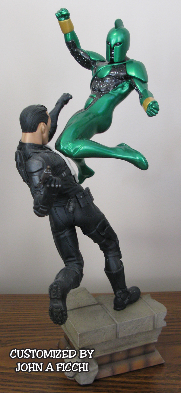 CAPTAIN MARVEL vs. PUNISHER Sideshow Custom Dio