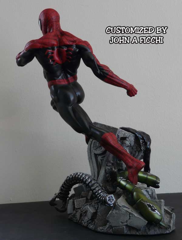 CLASSIC SPIDER-MAN Sideshow Custom with Base Bonus